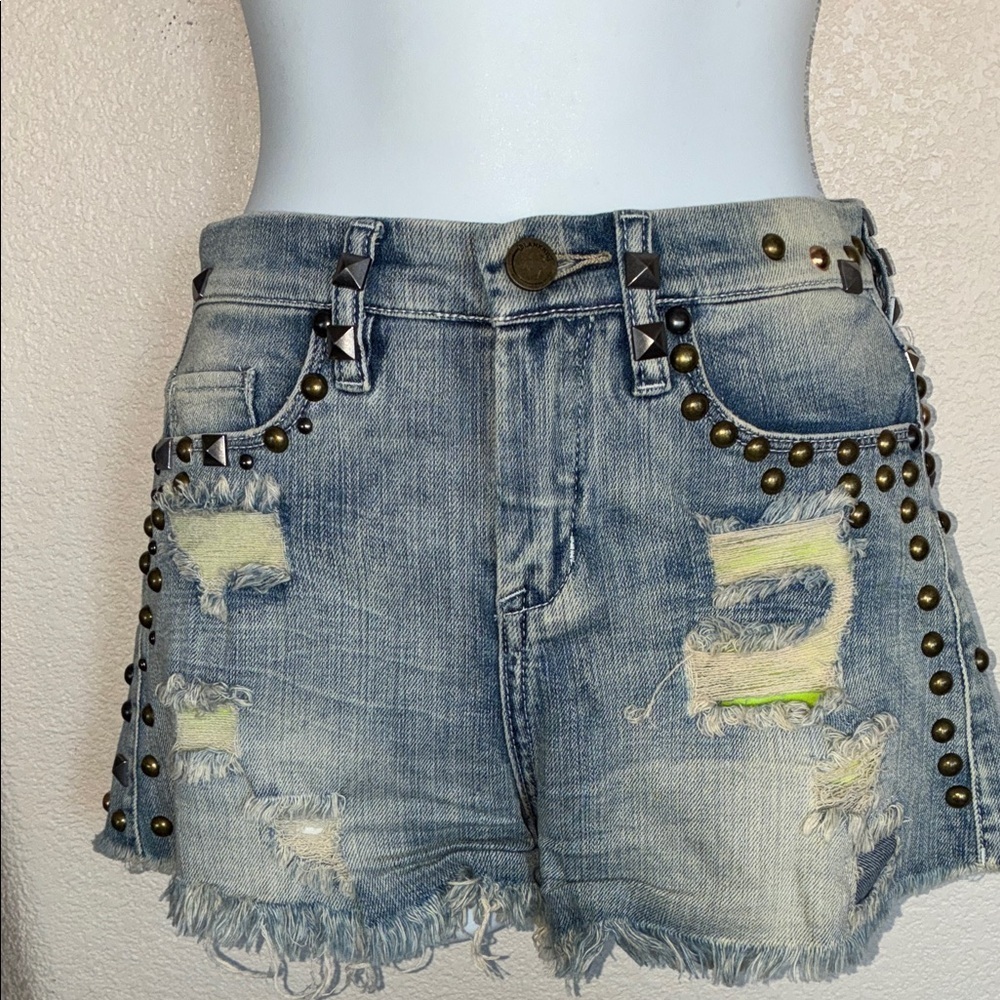 BLANK NYC Jean Shorts, Extreme Studded, Distressed/Destroyed. Vtg.  24 EUC - Picture 4 of 16